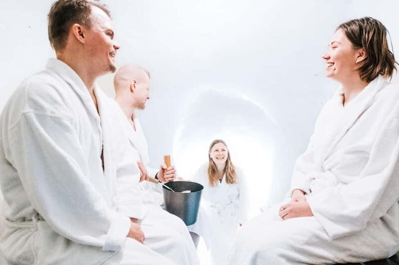 Rovaniemi: Ice Restaurant Dinner with Snow Sauna & jacuzzi - What to Expect from This Arctic Adventure