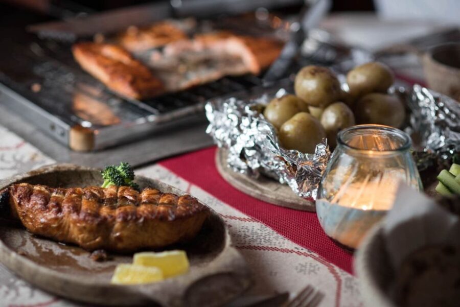 Rovaniemi: Lappish Evening Experience with Dinner - What’s Included and What to Bring