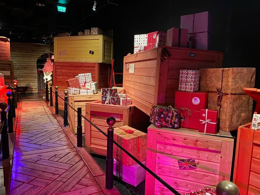 Rovaniemi: Santa Claus Village w/ Husky & Reindeer Sled Ride - The Experience in Detail