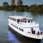 Sacramento: New Year's Eve River Cruise - FAQ
