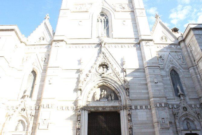 Sacred traditions. The miracle of San Gennaro & Santa Patrizia - Who Is This Tour Best Suited For?