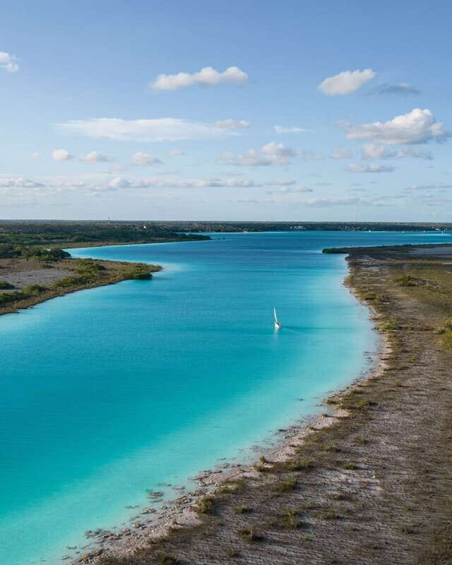 Sailboat tour in the seven colors lagoon of Bacalar - Who Will Love This Tour?