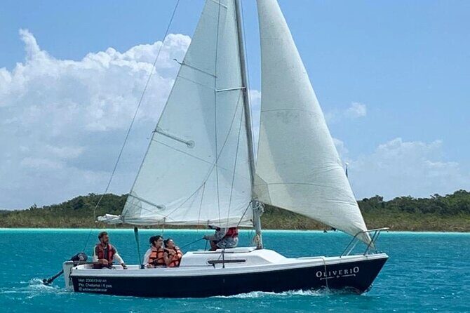 Sailing Tour through the Laguna de los Siete Colores - The Itinerary Breakdown