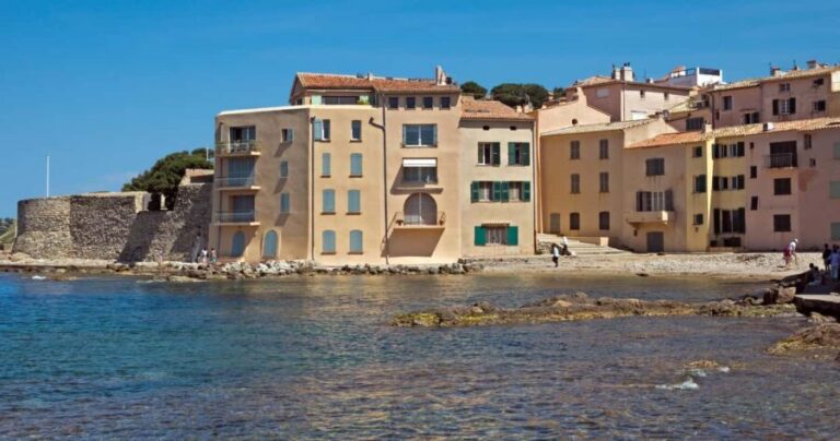 Saint-Tropez: Express Walk with a Local in 60 minutes - Analyzing the Price and Value