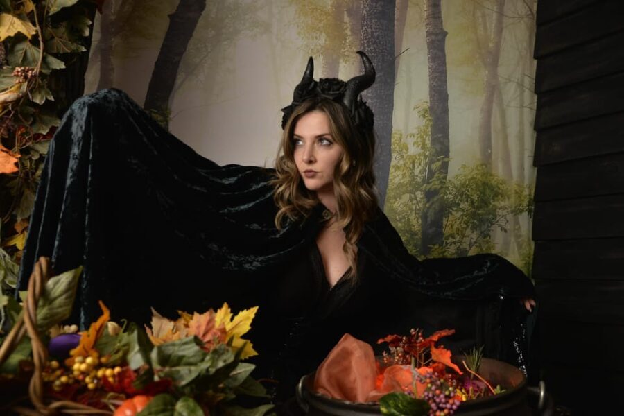 Salem: Fantasy Studio Photography Experience - A Detailed Look at the Salem Fantasy Photography Experience