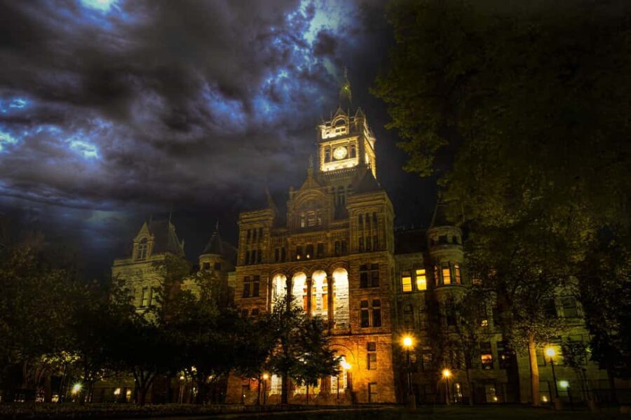 Salt Lake Ghost Tour: Salt, Spooks, & Shadows - Who Will Enjoy This Tour?