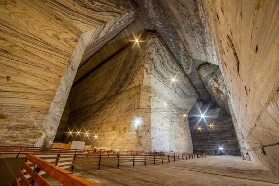 Salt Mine, Lunch at Winery & Dracula's Tomb - Small Group 7p - Value and Practical Considerations