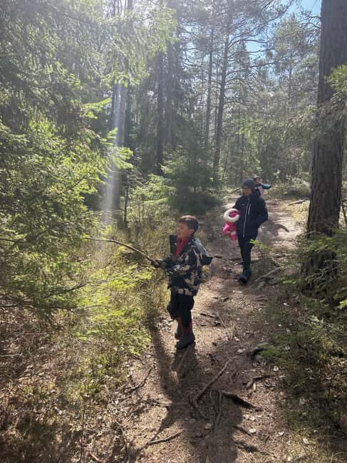 Saltsjöbad: Guided Hike, Local Food, and Wood Burning Sauna - FAQs