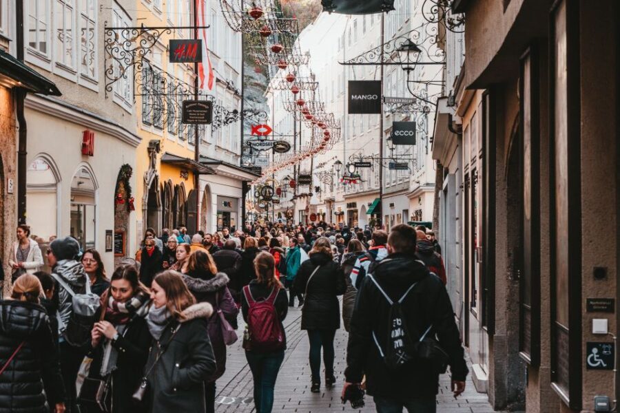 Salzburg: Express Walk with a Local in 60 minutes