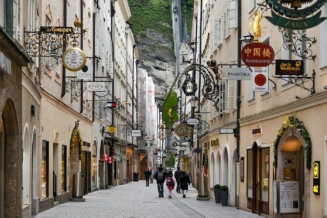 Salzburg Old Town Highlights Private Walking Tour - Authentic Experiences and What Travelers Say
