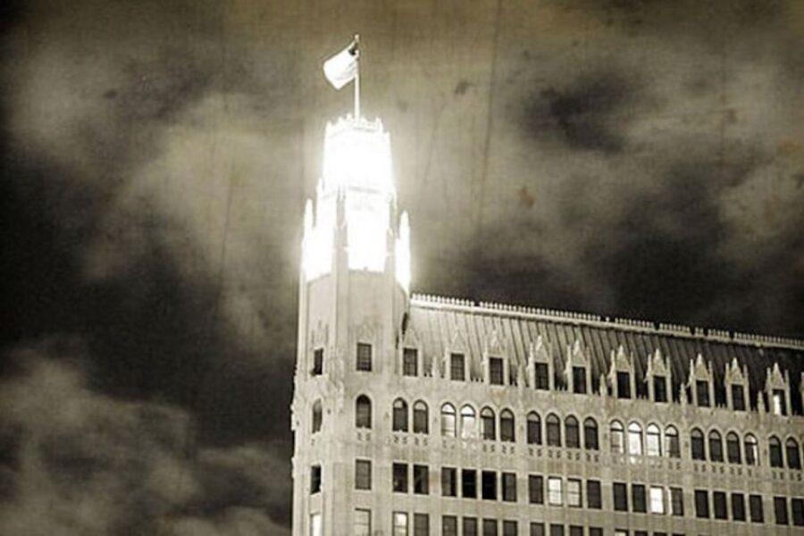 San Antonio: Ghosts and True Crime Guided Walking Tour - The Guided Walk: Exploring San Antonio’s Dark Side