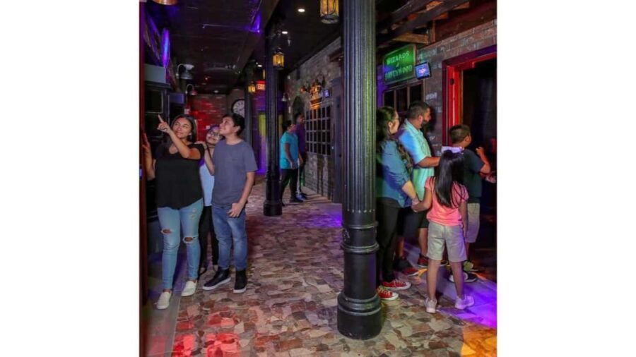 San Antonio: Mirror Maze and Escape Room Ticket - An In-Depth Look at the San Antonio Mirror Maze and Escape Room