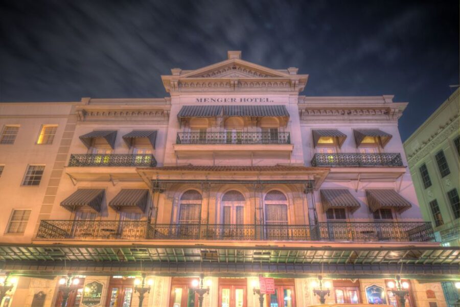San Antonio: The Madames and Mayhem Ghost Tour - Exploring San Antonio’s Haunted Streets: A Detailed Look