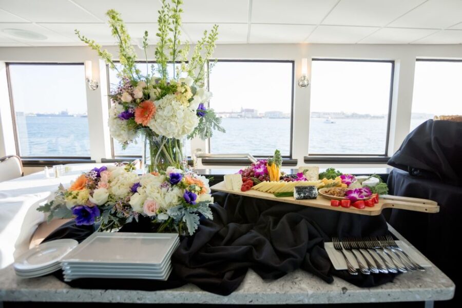 San Diego: Bay Sights and Sips Sunset Cruise - What Makes It Stand Out?