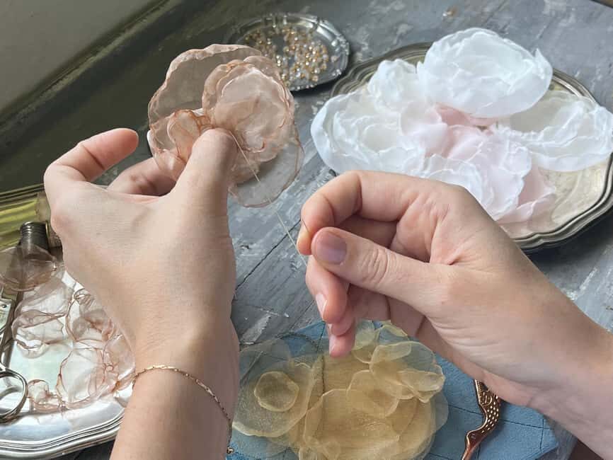 San Felice: Organza Flowers Workshop in a Beautiful Garden - FAQ