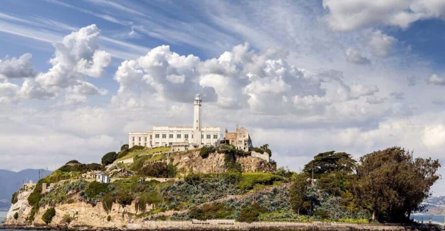 San Francisco: Alcatraz Island & Guided Muir Woods Tour - Detailed Review: Why This Tour Works for You
