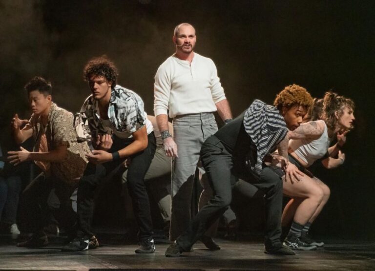 San Francisco: "Dear San Francisco" Immersive Acrobatic Show - Authentic Traveler Perspectives