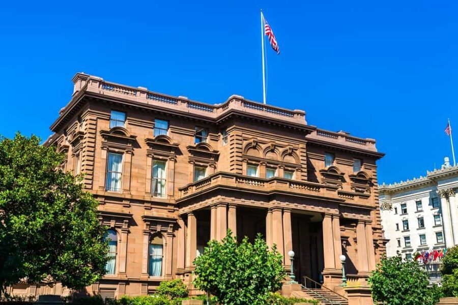 San Francisco: Downtown Highlights Private Walking Tour - What Makes This Tour Stand Out?