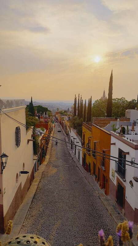 SAN MIGUEL SUNSET WALKING TOUR - A Deep Dive into the Sunset Walk Experience