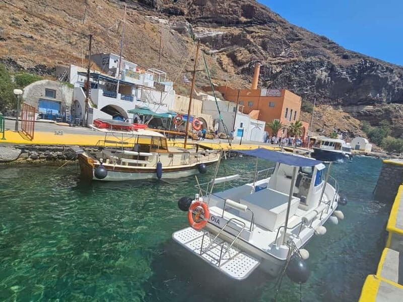 Santorini: 3-Hour Boat Tour to Oia & Thirassia Hot Springs - Discovering Santorini from the Water