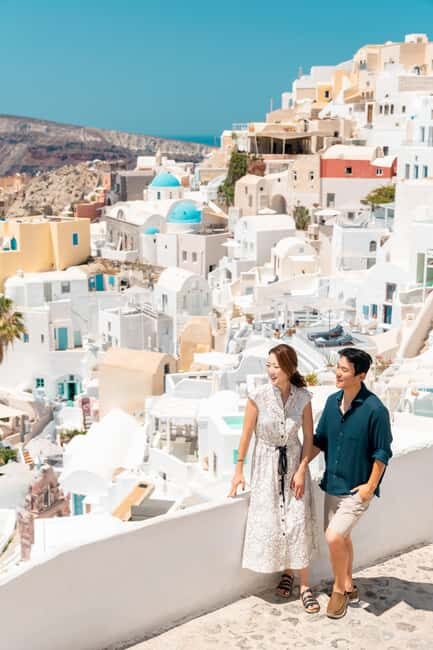 Santorini: 45-minute Photoshoot in Oia - A Closer Look at the 45-minute Photoshoot Experience in Oia