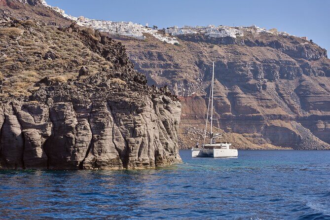 Santorini: Caldera Private Catamaran Cruise with Meal & Drinks - What Travelers Say
