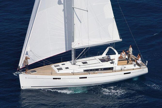 Santorini Caldera Private Sailing Boat Cruise - FAQ