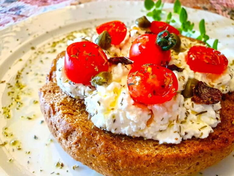 Santorini: Cooking Class with a Professional incl. Full Meal - The Bottom Line