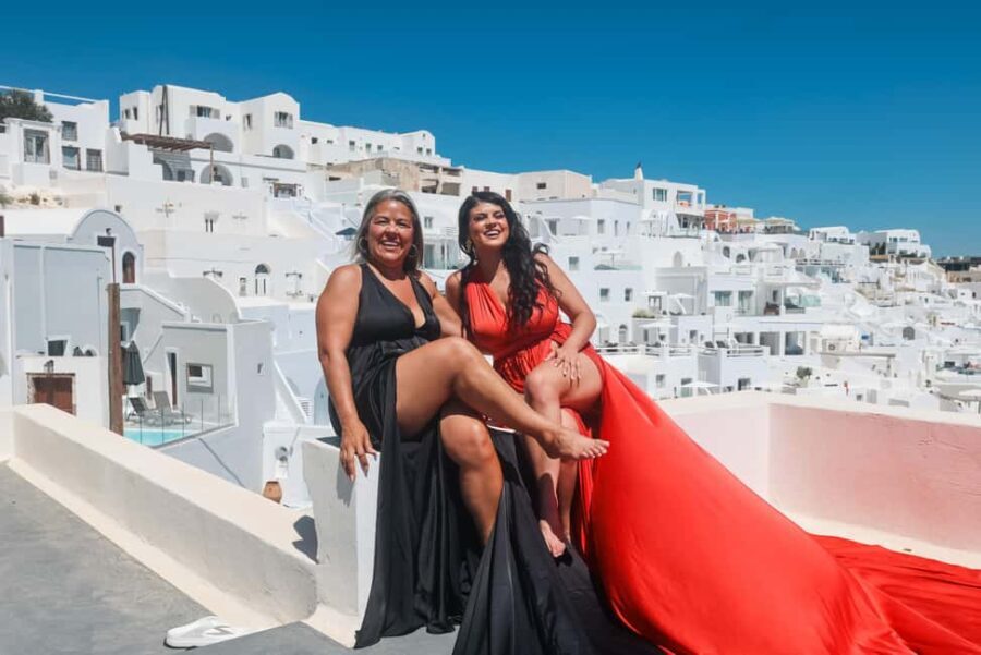 Santorini Couple Photography: Timeless Moments last forever - The Sum Up