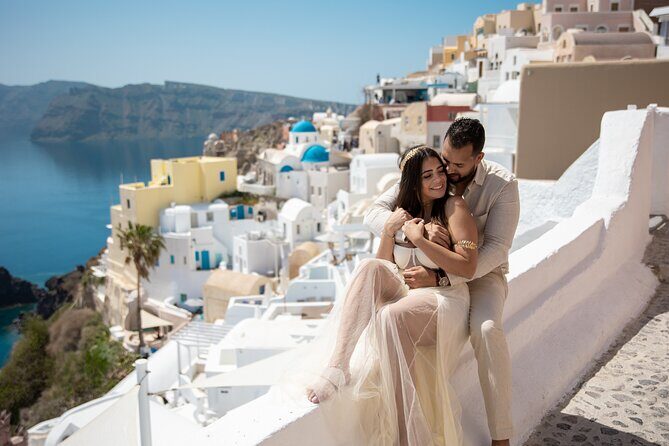 Santorini couple photoshoot with 50 edited photos! - Practical Tips for Your Photoshoot