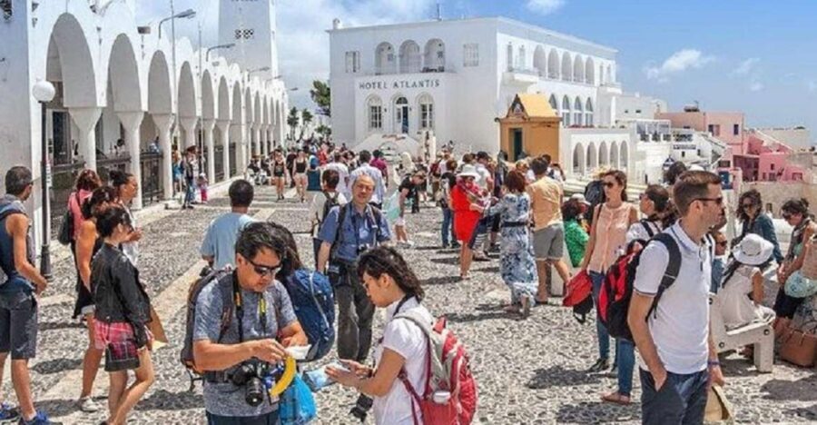 Santorini: Fira Town Walking Tour with Wine Tasting - Why We Love This Tour