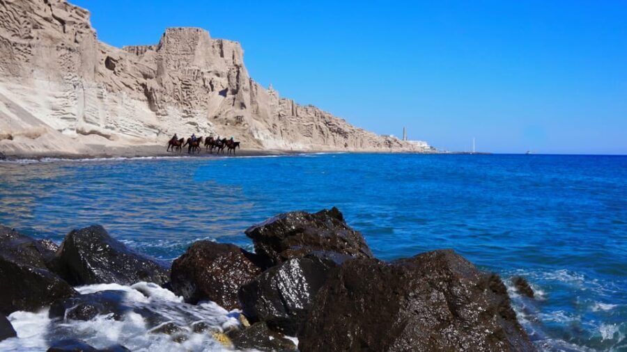 Santorini: Horseback Riding Tour on the Beach - Exploring Santorini on Horseback: A Practical Guide