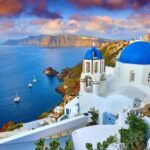Santorini: Oia Walking Tour and Lighthouse Sunset with Wine - Evaluating the Value and Suitability