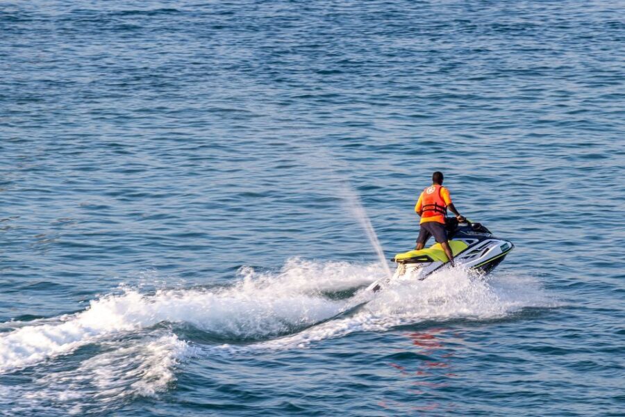 Santorini: Perivolos Beach Jet Ski Rental - Why Choose This Jet Ski Rental?