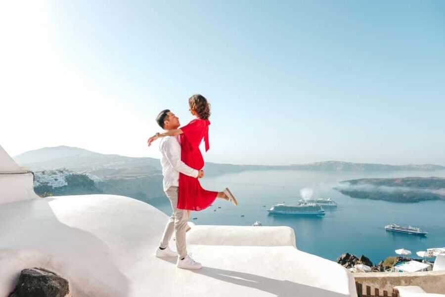 Santorini Photoshoot: Imerovigli or Fira - Who Should Consider This Tour?