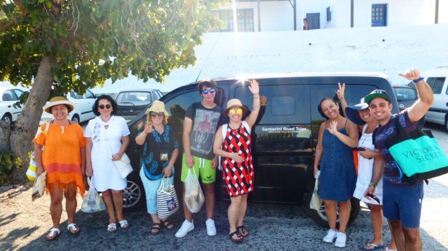 Santorini: Private 4-Hour Cultural Villages Sightseeing Tour - An In-Depth Look at the Santorini Village and Archaeological Experience