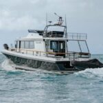 Santorini: Private Motor Yacht Cruise with Meal & Open Bar - An In-Depth Look at the Santorini Private Yacht Experience
