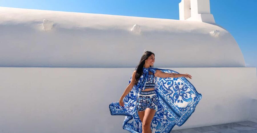 Santorini: Private Photoshoot Tour by a Pro Photographer - The Sum Up