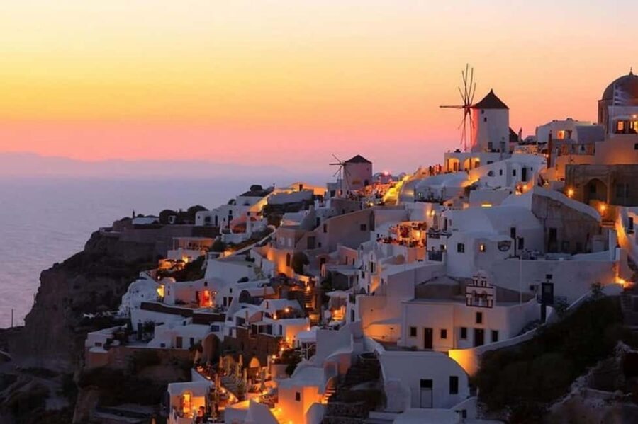 Santorini: Private Sunset Tour to Oia & Ammoudi Bay - A Deep Dive into the Santorini Private Sunset Tour