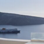 Santorini: Private Transfers To / From The Port Athinios - Who Should Consider This Tour?