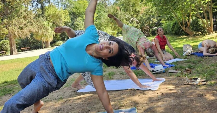 Santorini: Sunrise Yoga Session on the Cliffs - Practical Details and Considerations