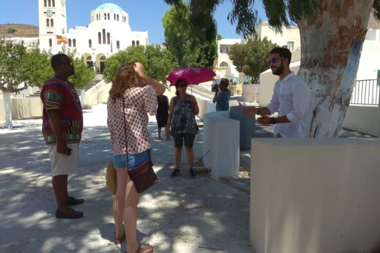 Santorini: Traditional Sightseeing Bus Tour with Oia Sunset - Transportation, Timing, and Group Size