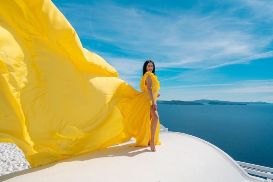 Santorini: Unique Flying Dress Photoshoot Experience - The Locations: Iconic and Customizable