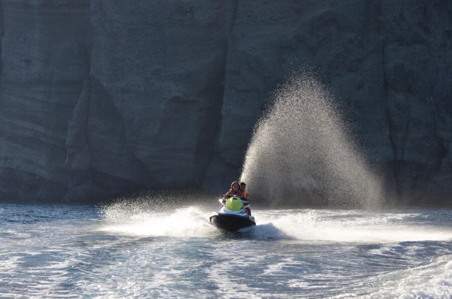 Santorini:Volcanic Beaches Cruise With Jet Ski - How the Tour Fits Into Your Santorini Trip