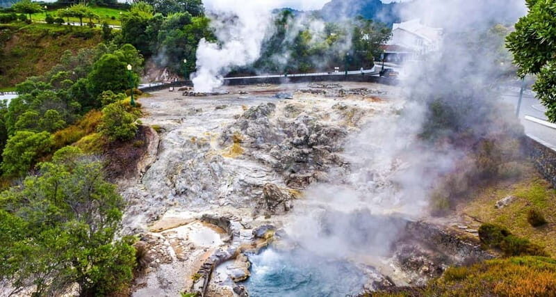 São Miguel: Furnas Volcano & Tea Plantation Tour & Lunch - Considerations for Travelers