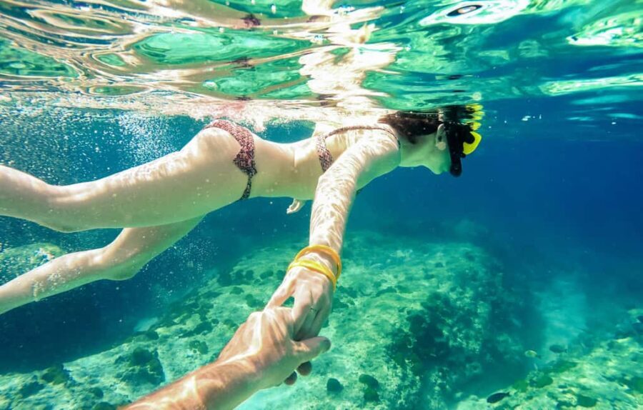 São Miguel: Santa Iria Bay Snorkeling Tour with Music - Exploring the Santa Iria Bay Snorkeling Tour in Detail