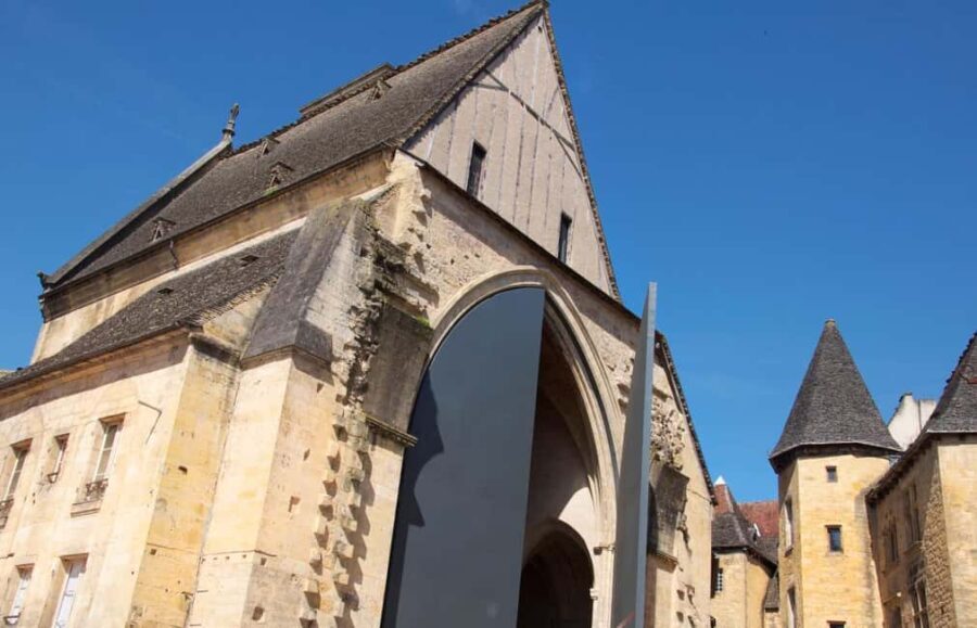 Sarlat: Guided Walking Tour - Who Should Consider This Tour?