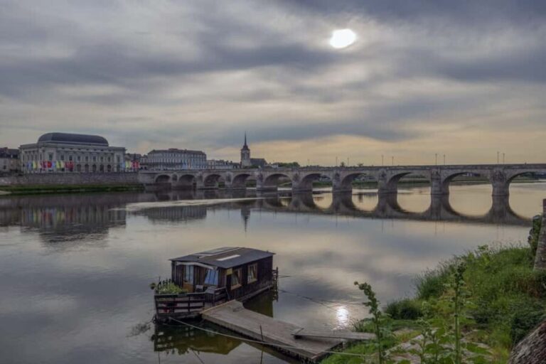 Saumur Private Walking Tour - A Closer Look at the Saumur Private Walking Tour