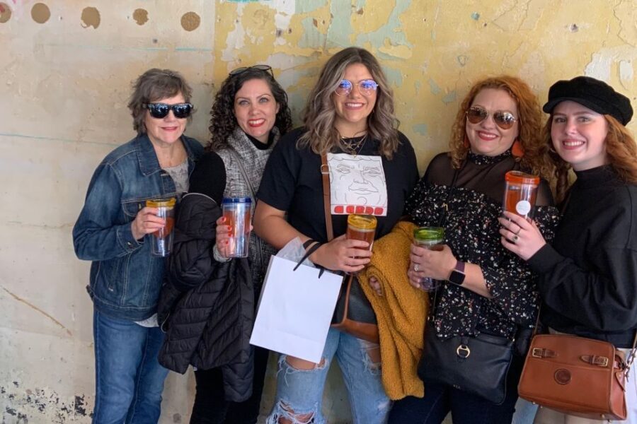 Savannah: Champagne and Shopping Guided Tour - What We Love About This Tour