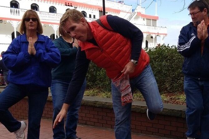 Scavenger Hunt in Buffalo by Crazy Dash - A Close Look at the Buffalo Crazy Dash Experience